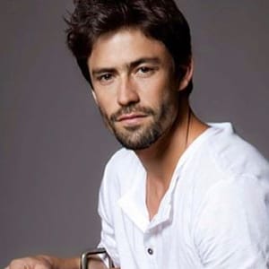 Tiago Kadú Correa Girrulat