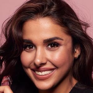 Pro Celebrity Make Up Artist
