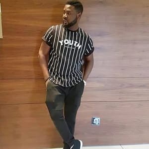 Olanrewaju  Makun