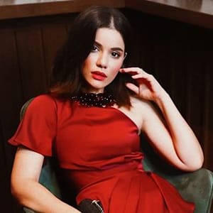 Roshni Bhatia