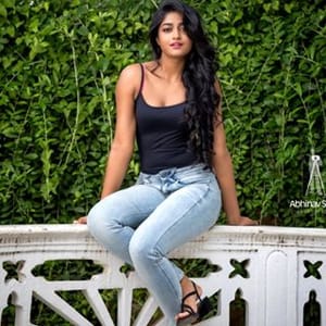 Dimple Hayathi