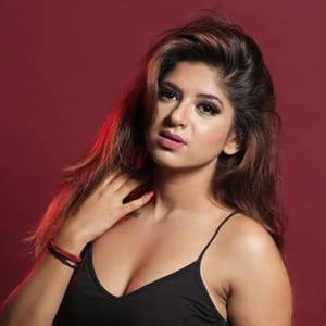 Priya singh