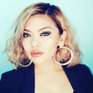 Dhona N.kiana