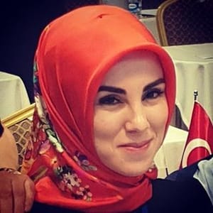 Medİne mavİ Elmas lİder