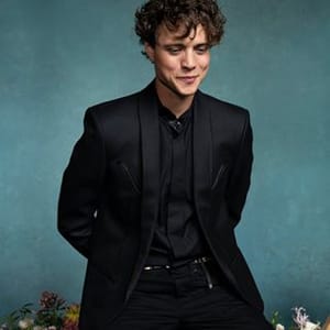 Douglas Smith