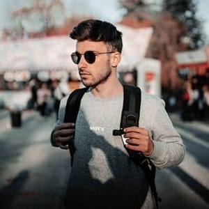 Dejan