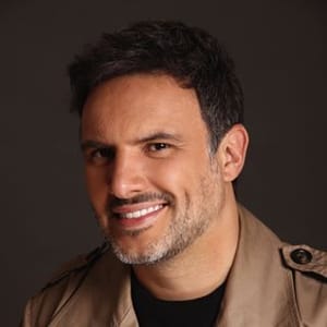 Alejandro De La Madrid