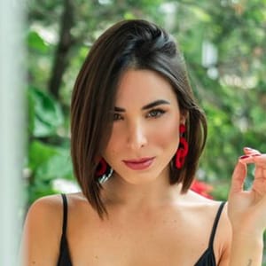 Luara Costa Napoli