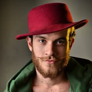 Vitor Thire