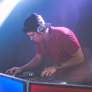 Dj Jan