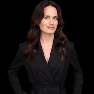 Elizabeth Reaser