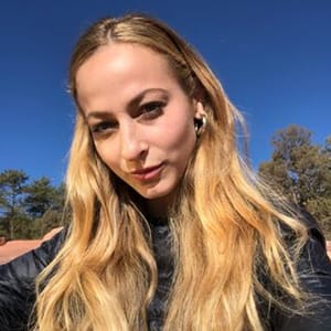 Annie Georgia