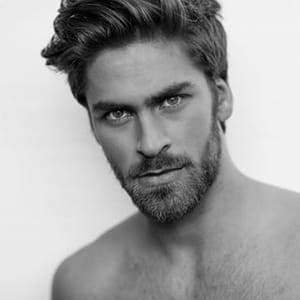 Niklas Becher