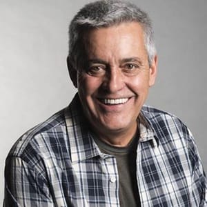 Mauro Naves