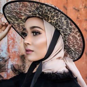 Thameenah Saint