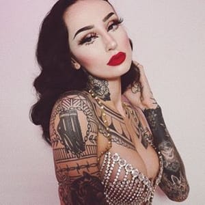 Emma Vauxdevil