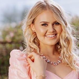 Bella Lambert