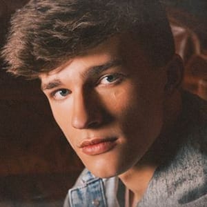 Alex Sampson