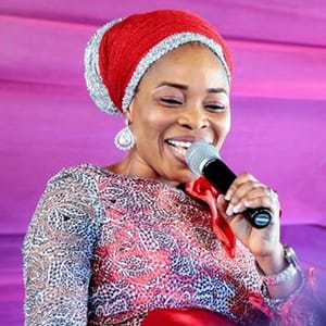 Tope Alabi