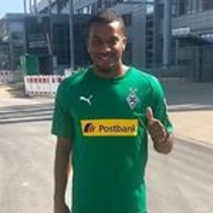 Alassane Plea