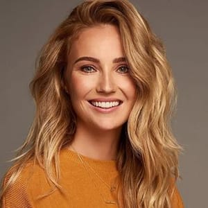 Kelly Weekers