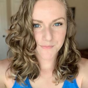 Swavy Curly Courtney