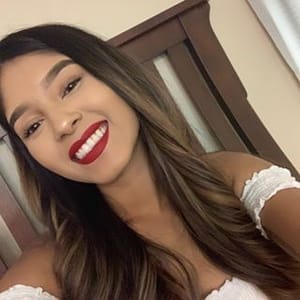 Vee Mendoza