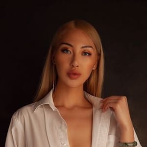 Nan D Asakura
