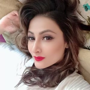 Urvashi Dholakia