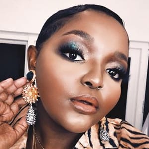 Yoliswa Mqoco