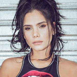 Jacke Cardona