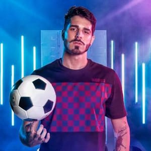 Lucas Meneses