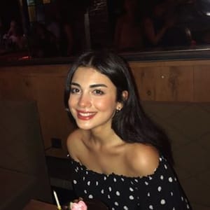 Ozge Yagız