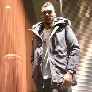 Joel Bolomboy
