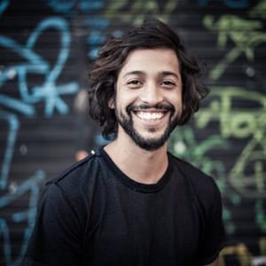 Leandro Leo