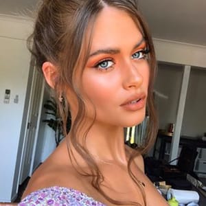Amelia Ross