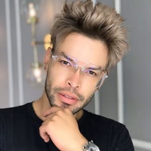 Julian mcqueen