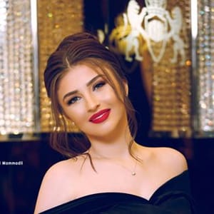 Elmira Namazova