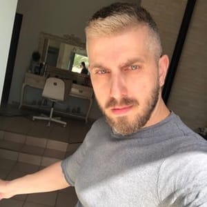 Alex Shohat