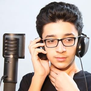 Parsa Khaef