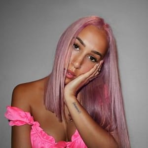 Contact Liana Marie - Agent, Manager and Publicist Details