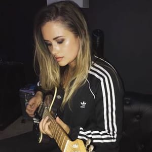 Mia Fitz