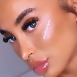 Chloè Baker