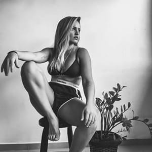Izabela Leite