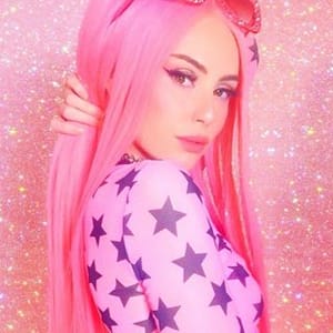 Leah Ashe
