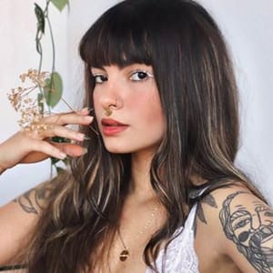 Mari Fernandes