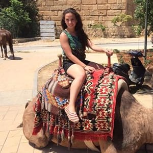 Amira Abr