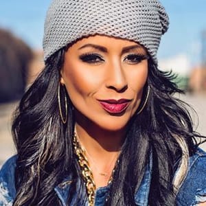 Rhi Lee
