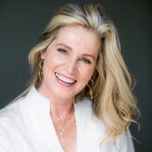 Laura Plumb