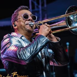 Alberto Barros